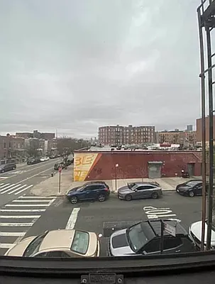 Rented by RealTegrity NY LLC | media 70