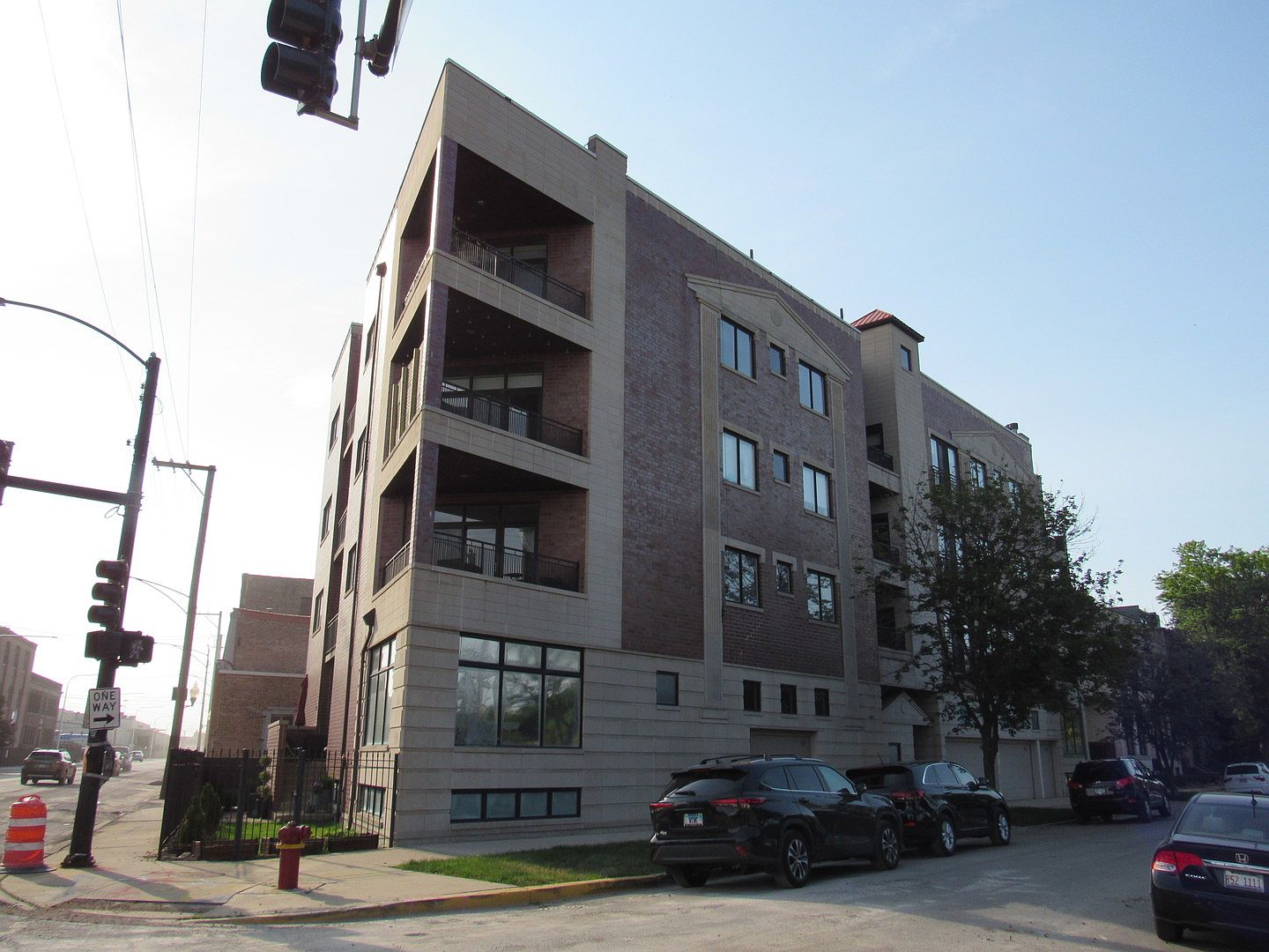 622 N Rockwell St APT 201, Chicago, IL 60612 | Zillow