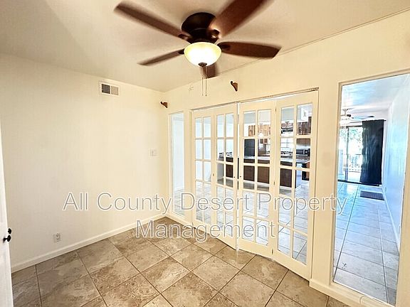 5th image of 5300 E Waverly Dr APT E3