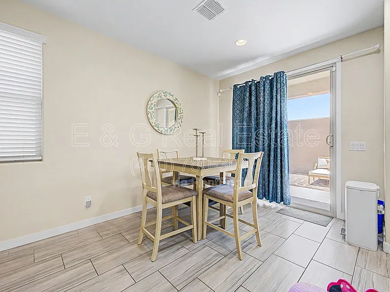 5816 N 90th Dr — Photo 10