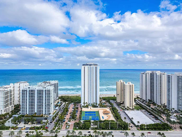 3000 N Ocean Dr #Penthouse A — Photo 24