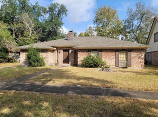 4306 Saratoga Dr, Houston, TX 77088