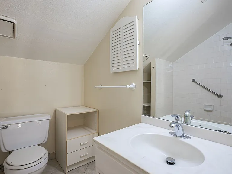 1550 Palm Ave — Photo 20