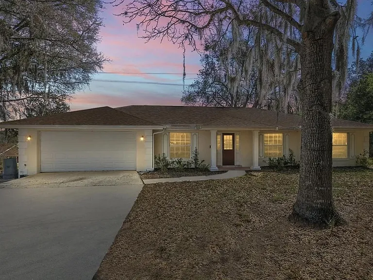 209 Grassy Lakes Rd — Photo 1