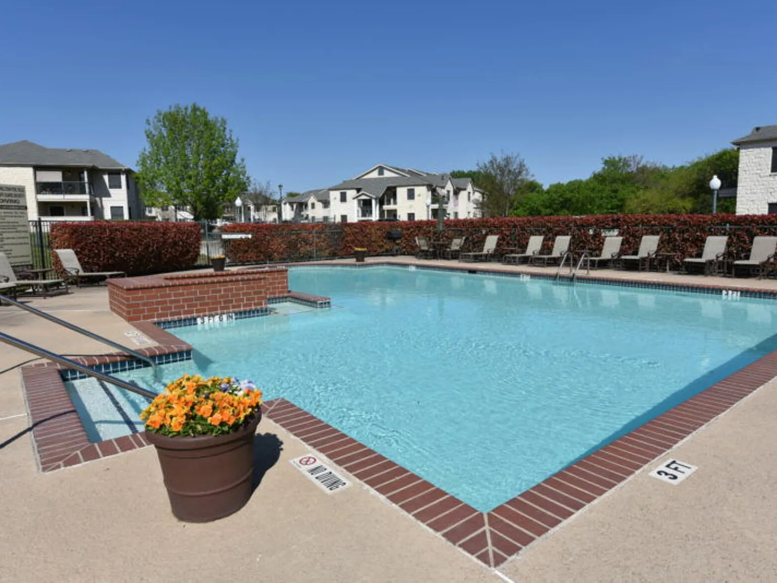 Lodge At Merrilltown Apartments — Photo 2