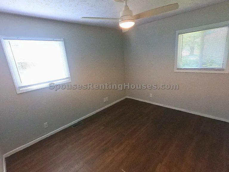 5126 Thrush Dr — Photo 9