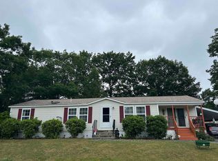 3 Falkland Ln, Rochester, NH 03867