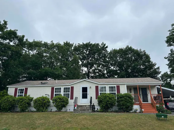 3 Falkland Lane, Rochester, NH 03867