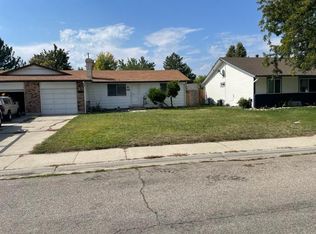 5777 W Ellens Ferry Dr, Boise, ID 83703