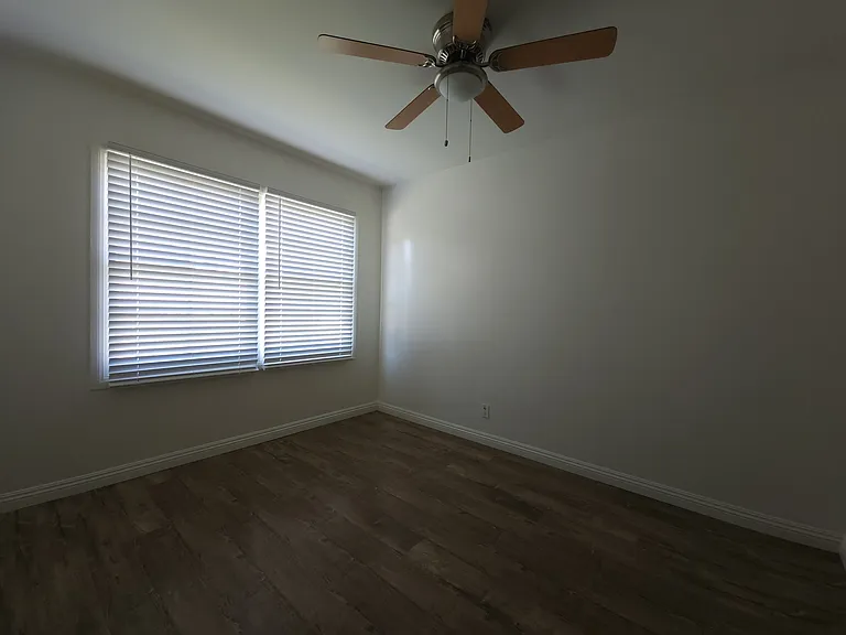 2715 San Marino St #5A — Photo 7