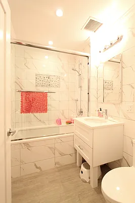 Rented by True Lofts New York LLC | media 20