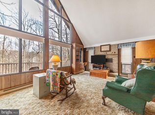 234 Pileated Woodpecker Ln, Hedgesville, WV 25427