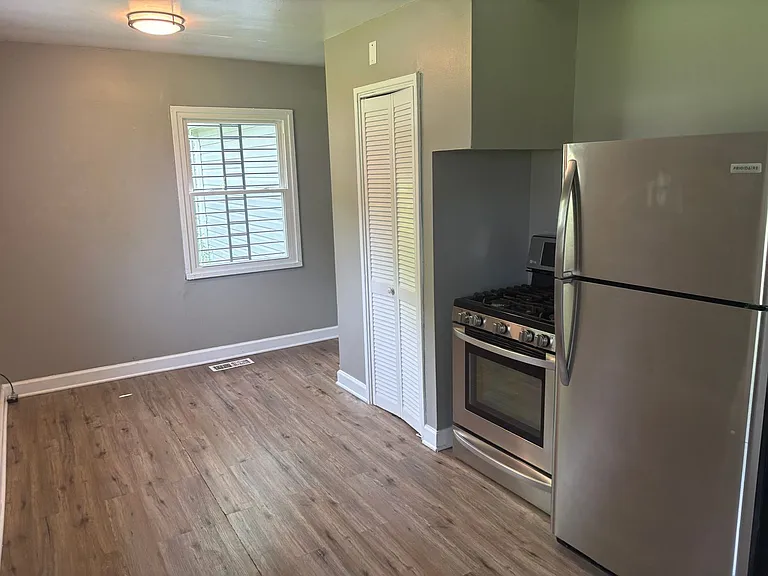 5073 Kentucky St — Photo 6