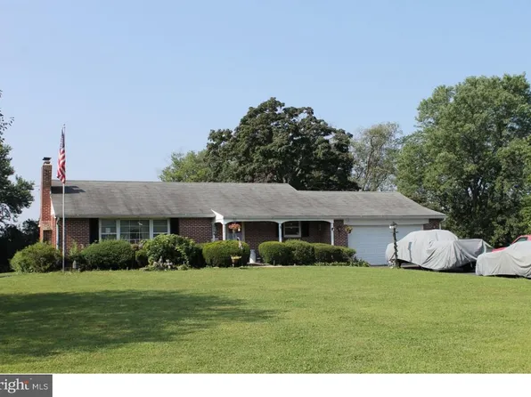 224 S County Line Rd, Telford, PA 18969