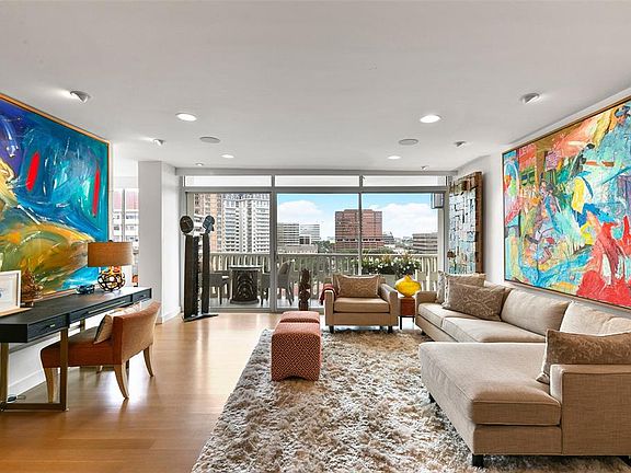 2nd image of 3701 Turtle Creek Blvd APT 11BF