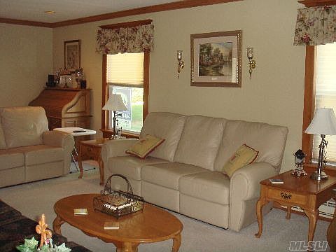 4th image of 5 Appomattox Ct