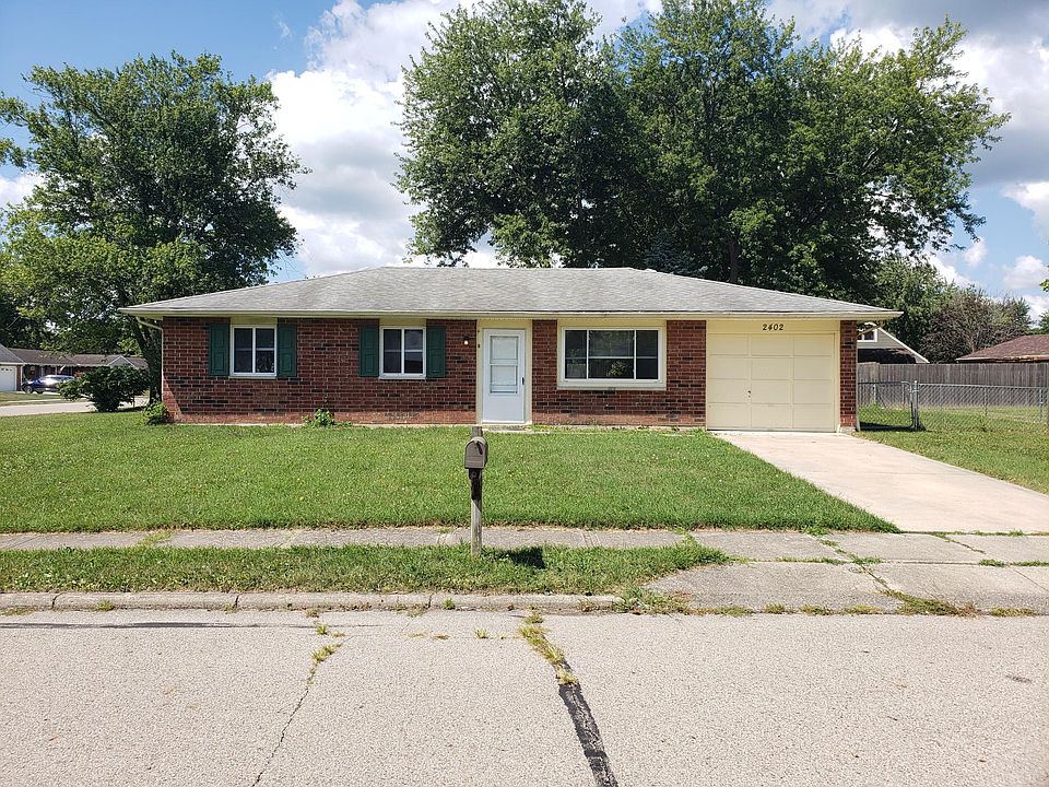 1st image of 2402 Saint Andrews Dr