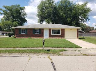 2402 Saint Andrews Dr, Troy, OH 45373