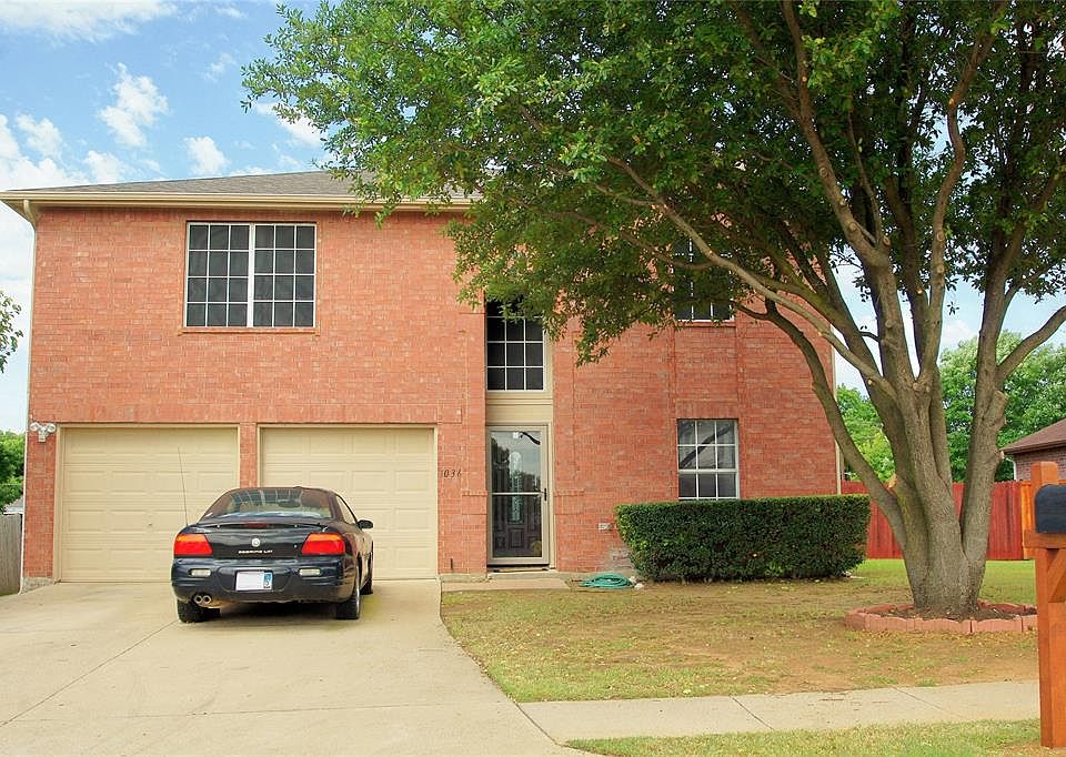 1st image of 1036 Lakeview Ct