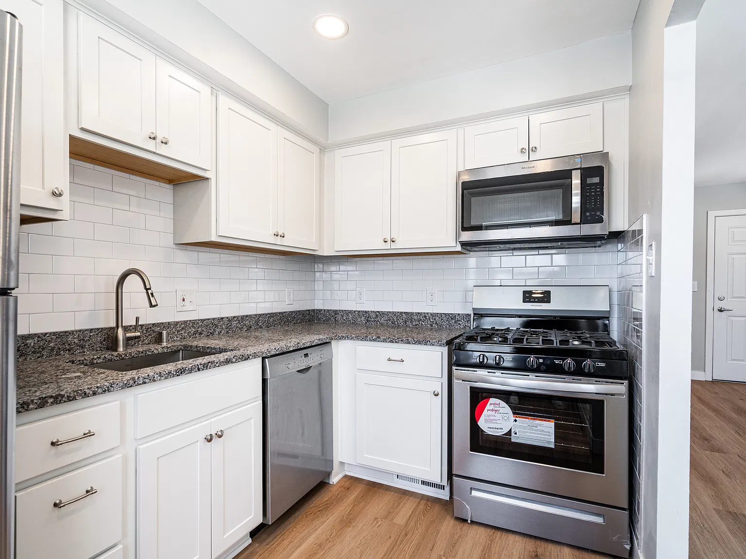 2 bed, 1450 sqft, $1,500 — Photo 2