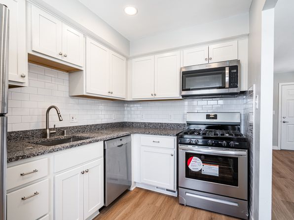 4304 N Sheffield Ave #6