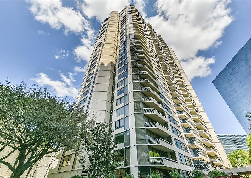 1st image of 15 Greenway Plz Unit 20I