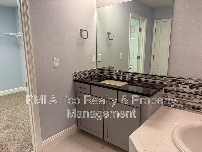 12860 Satin Lily Dr — Photo 38