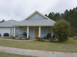 102 Perimeter Pl, Freeport, FL 32439