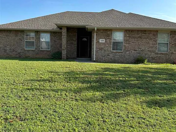 1109 Reynolds St, Perkins, OK 74059