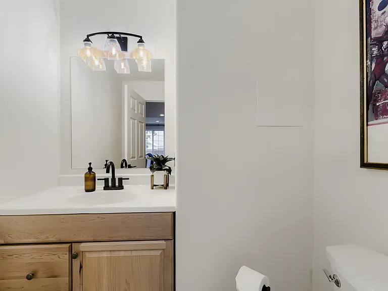 2943 Mount Royal Dr — Photo 25
