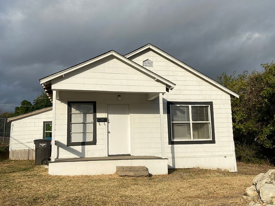 1st image of 2709 Pearl Ave