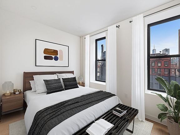 4th image of 142 W 4th St APT 11