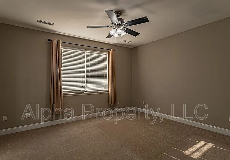 135 Raven Hill Way — Photo 16