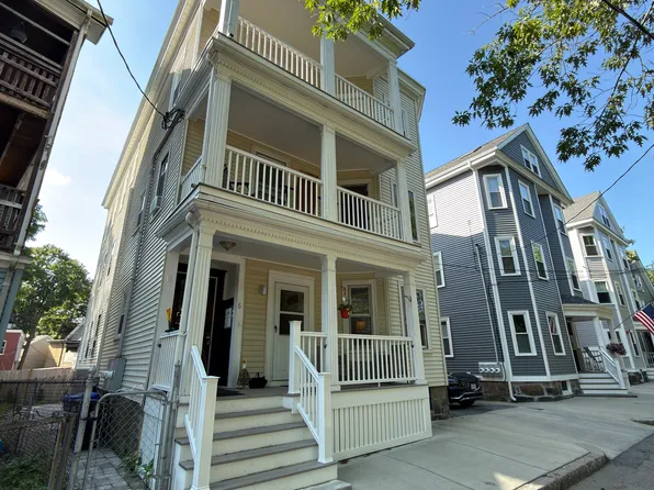 6 Edwin St, Brookline, MA 02445