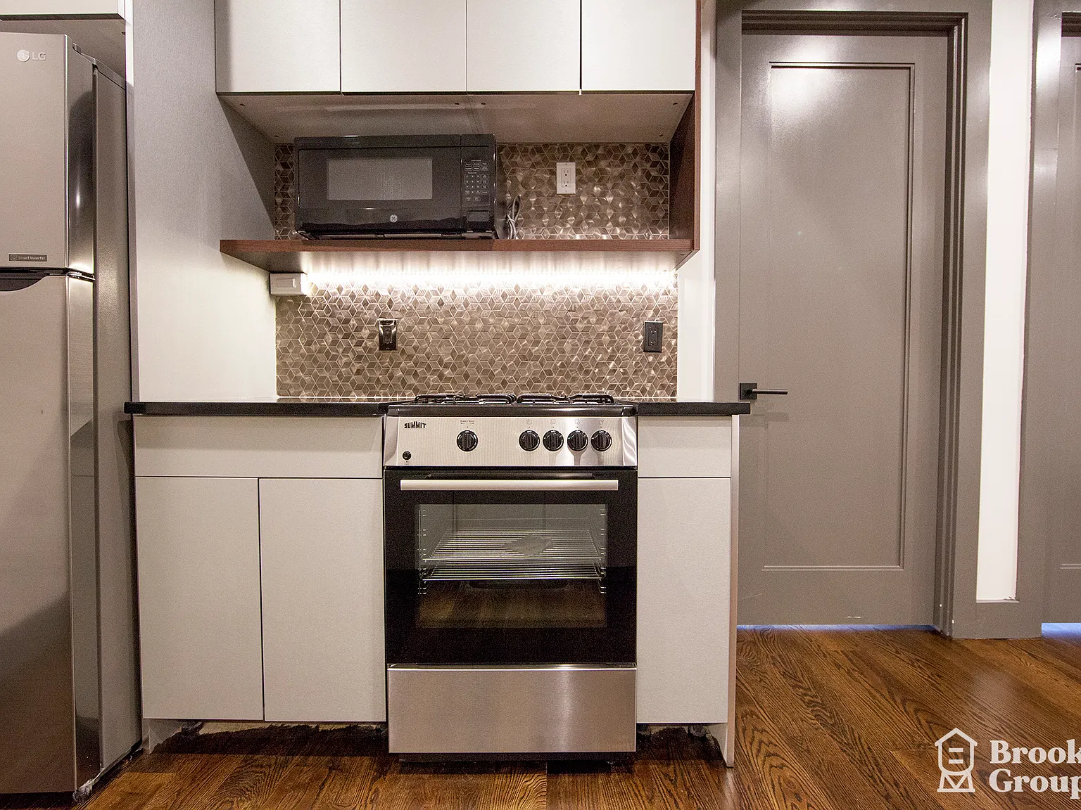 81 Jefferson Street — Photo 3