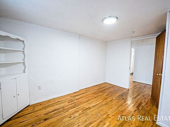 5th image of 1001 19th St APT 1