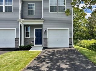 201 Mazzeo Dr, Glassboro, NJ 08028