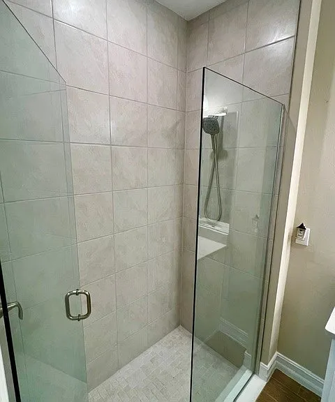1130 Rolling Brook Ln — Photo 24