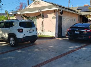 12615 Keswick St, North Hollywood, CA