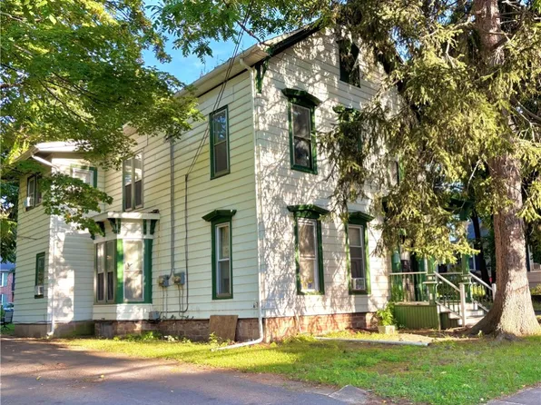 45 Chappell St, Brockport, NY 14420