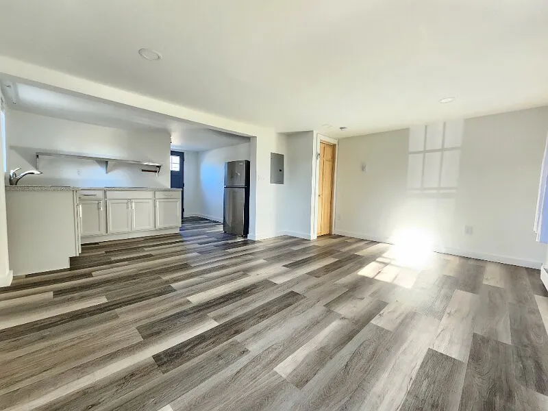17 Bruce St — Photo 3