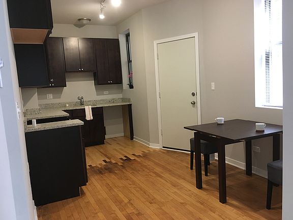 4th image of 3503 W Leland Ave APT 1W
