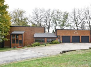 S83W23065 Artesian Ave, Big Bend, WI 53103