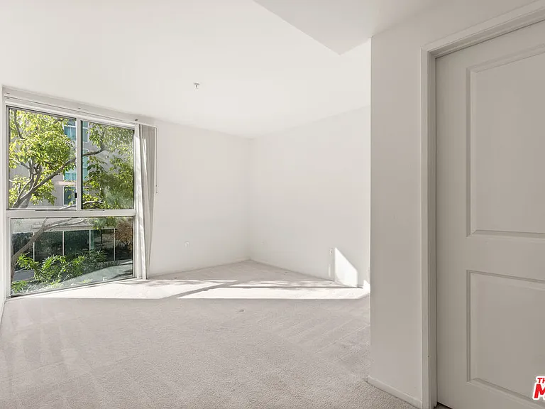 267 S San Pedro St #213 — Photo 24