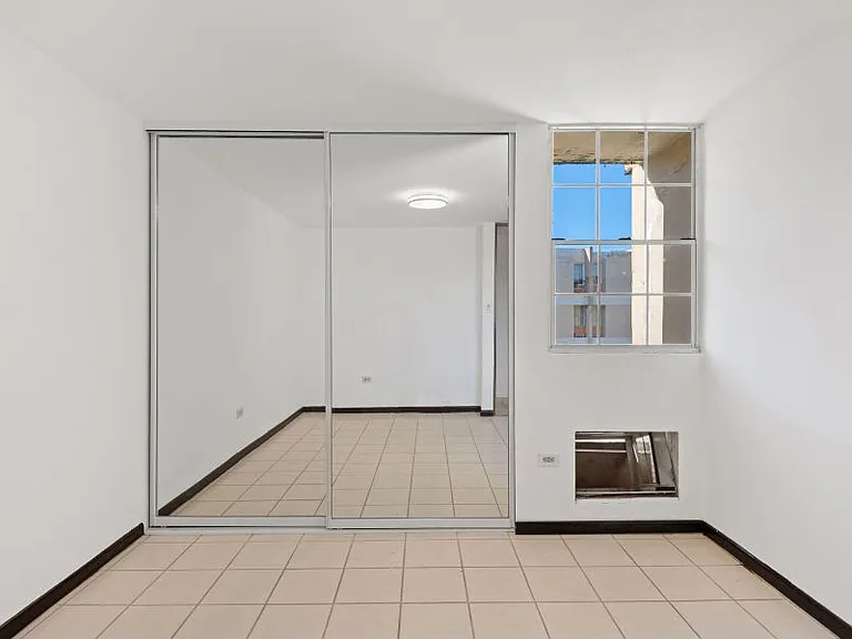 Cond Boulevard Del Rio Apt C204 — Photo 28