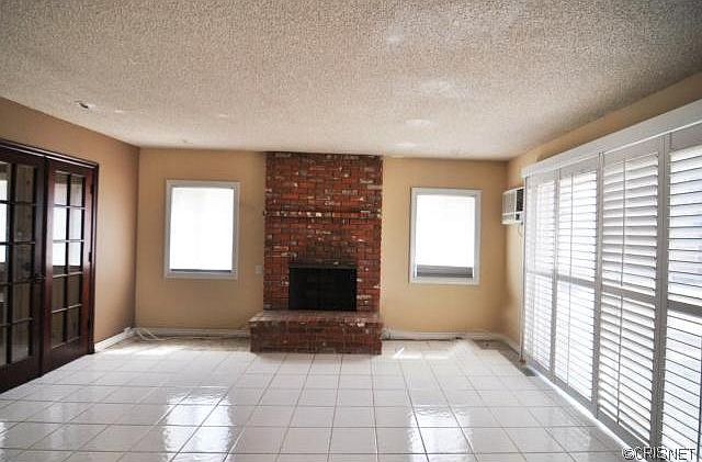 Family Room with Fireplace
