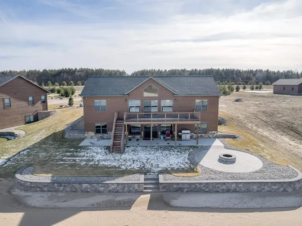 N8536 Waterway Cir, New Lisbon, WI 53950