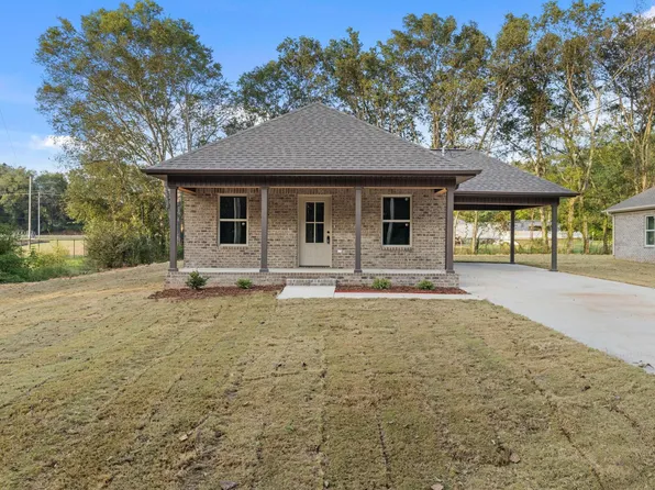 707 Joe Wheeler Dr, Tuscumbia, AL 35674