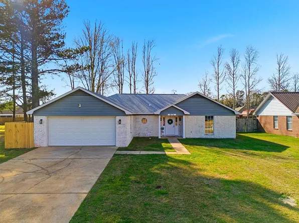 816 Azalea Trace Dr, Foley, AL 36535