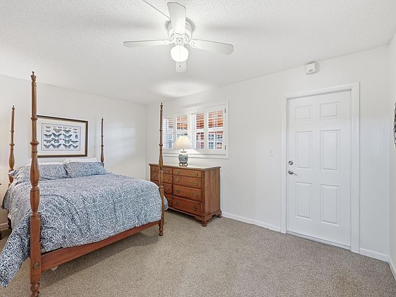5th image of 670 Tennis Club Drive #303